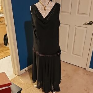 Elegant Black Sleeveless Dress
